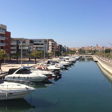 Chic Appart Du Port Fréjus 외부 사진